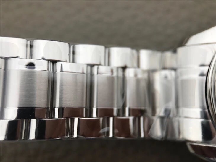 3M浪琴名匠优雅系列L2.773.4.78.3（具体型号看颜色搭配），100%原装分解开模生产，全线按正品工序组装质检，42mm直径，316L精钢表壳，L678.2全自动机械计时机芯