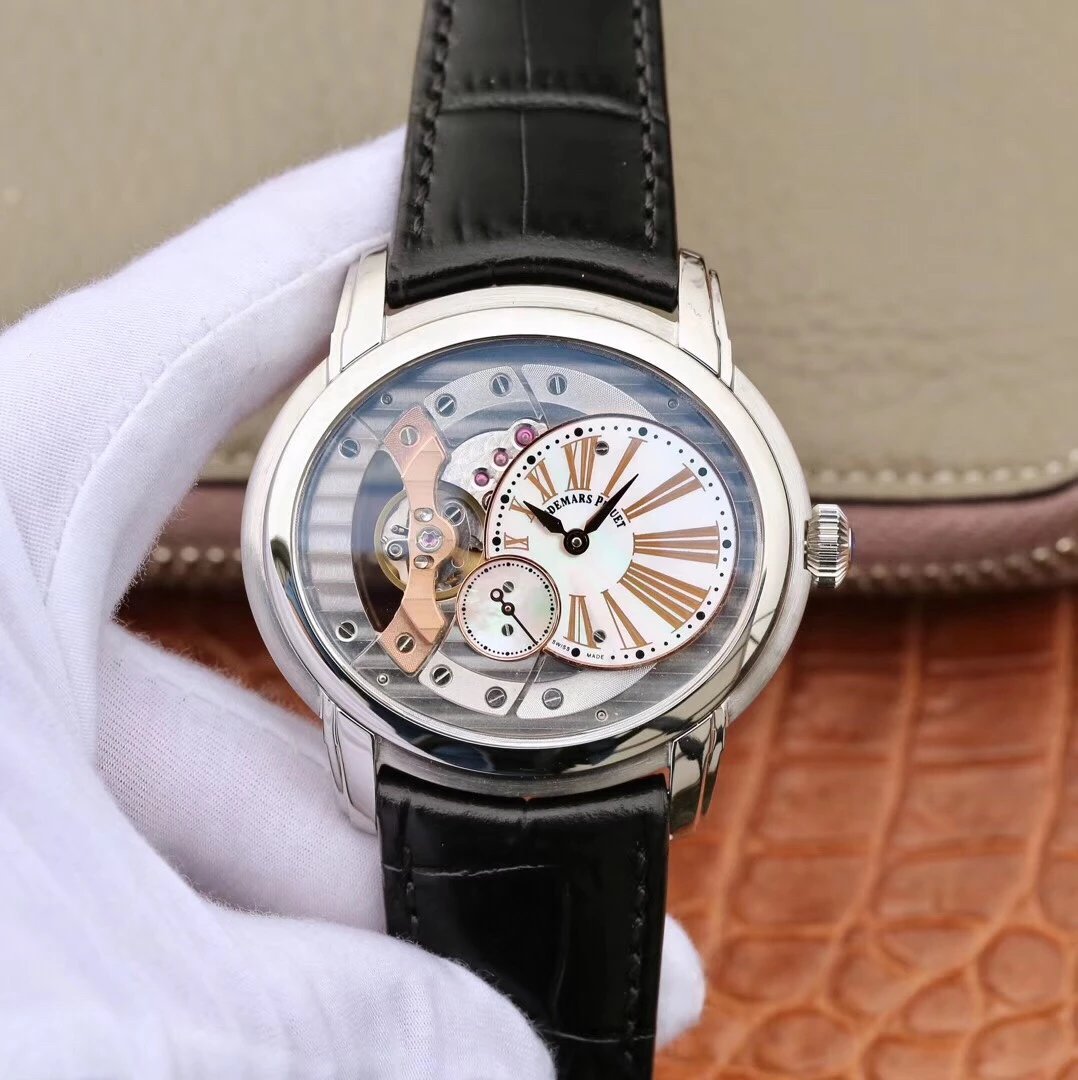 V9千禧系列15350款男装腕表一款上手才手表