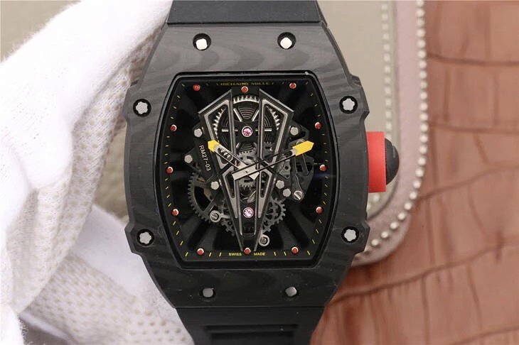 理查德米勒腕表型号RM2703咆哮的身 精仿理查德米勒水晶手表