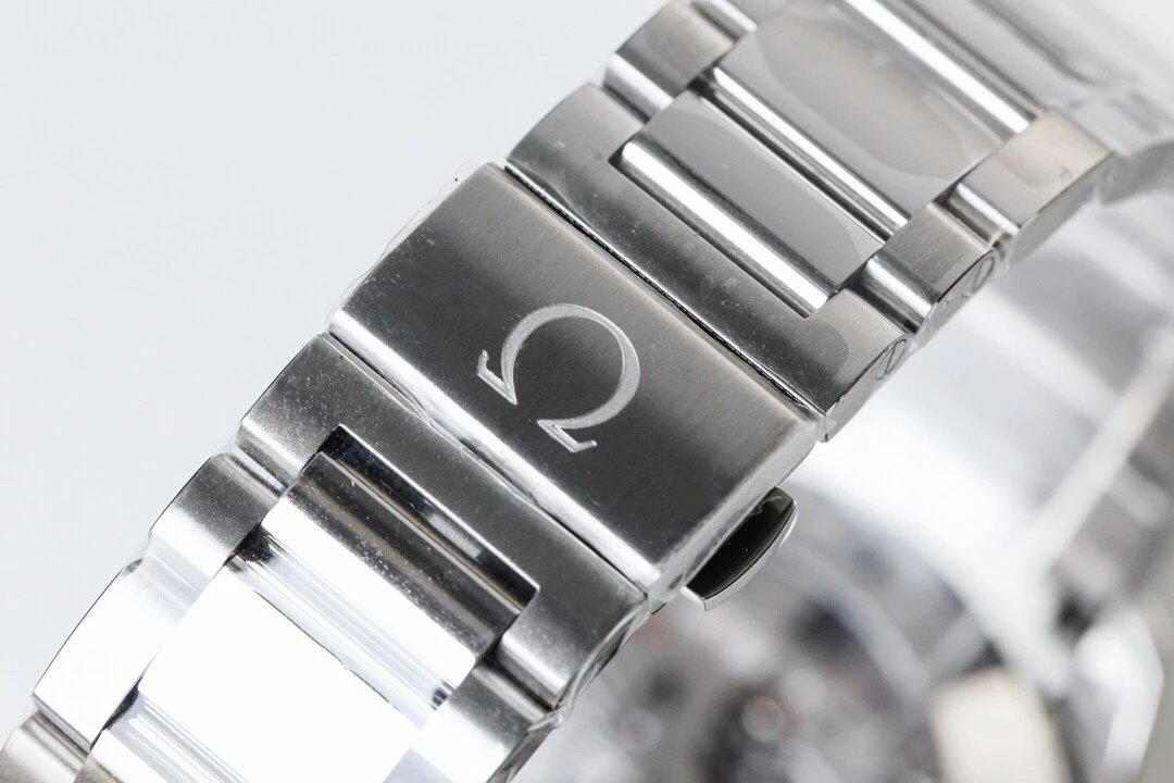 VS欧米j omega 搭载VS全新一体机8500机芯海马系列 AQUA  TEERA 150米男士机械腕表