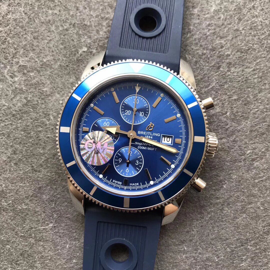 百年玲超级海洋文化计时腕表，尺寸直径46x厚度15.5mm，7750自动机械计时机芯，蓝宝石镜面