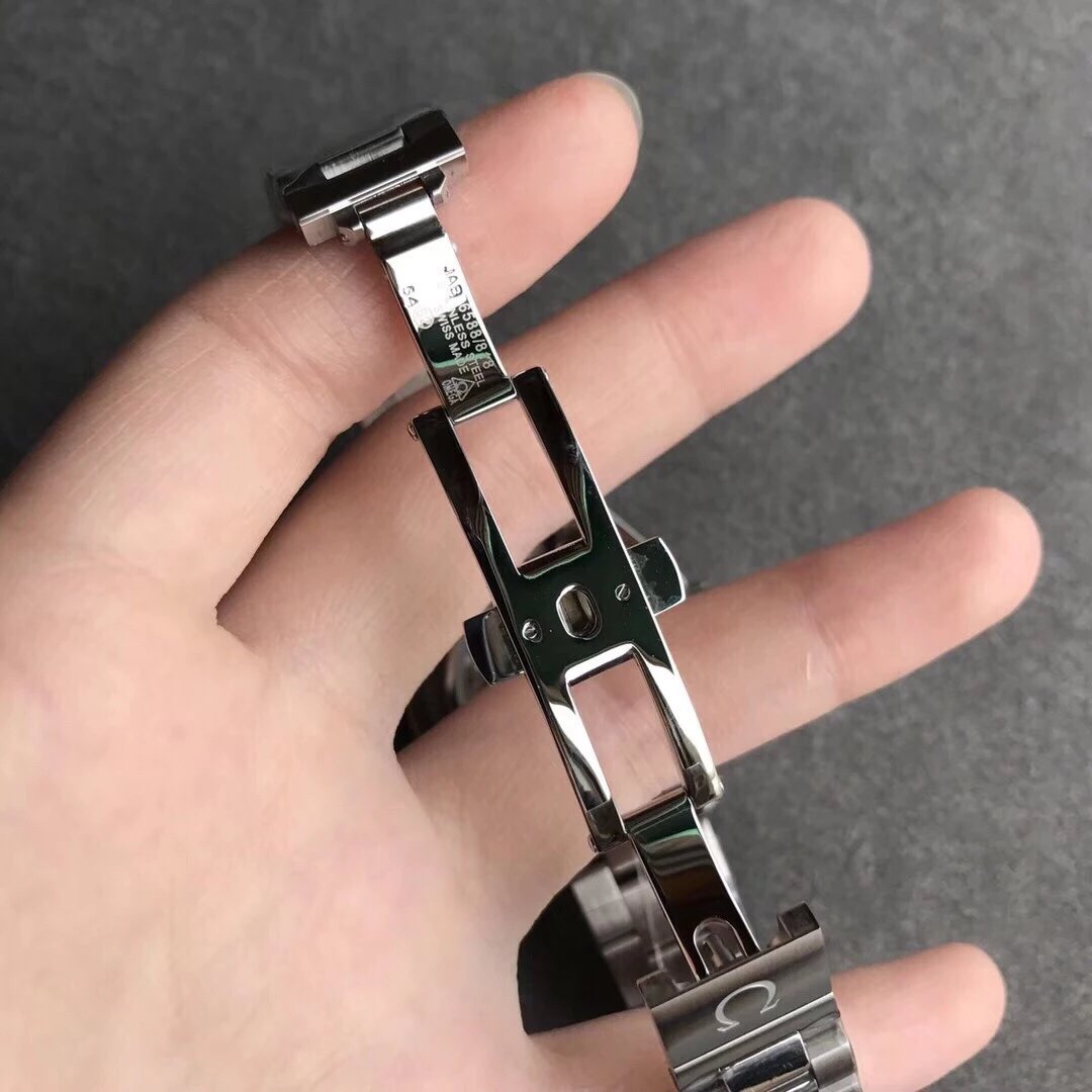 3S新出品欧米茄女士海马系列钢带机械手表34mm8520机芯316精钢壳套重新开模升级细节到位