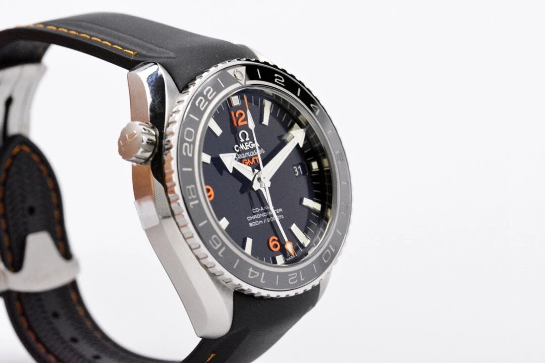 VS真双发条盒真功能真稳定欧米茄海洋宇宙GMT43.5mm,男士橡胶带机械手表，真正做到真功能真稳定。