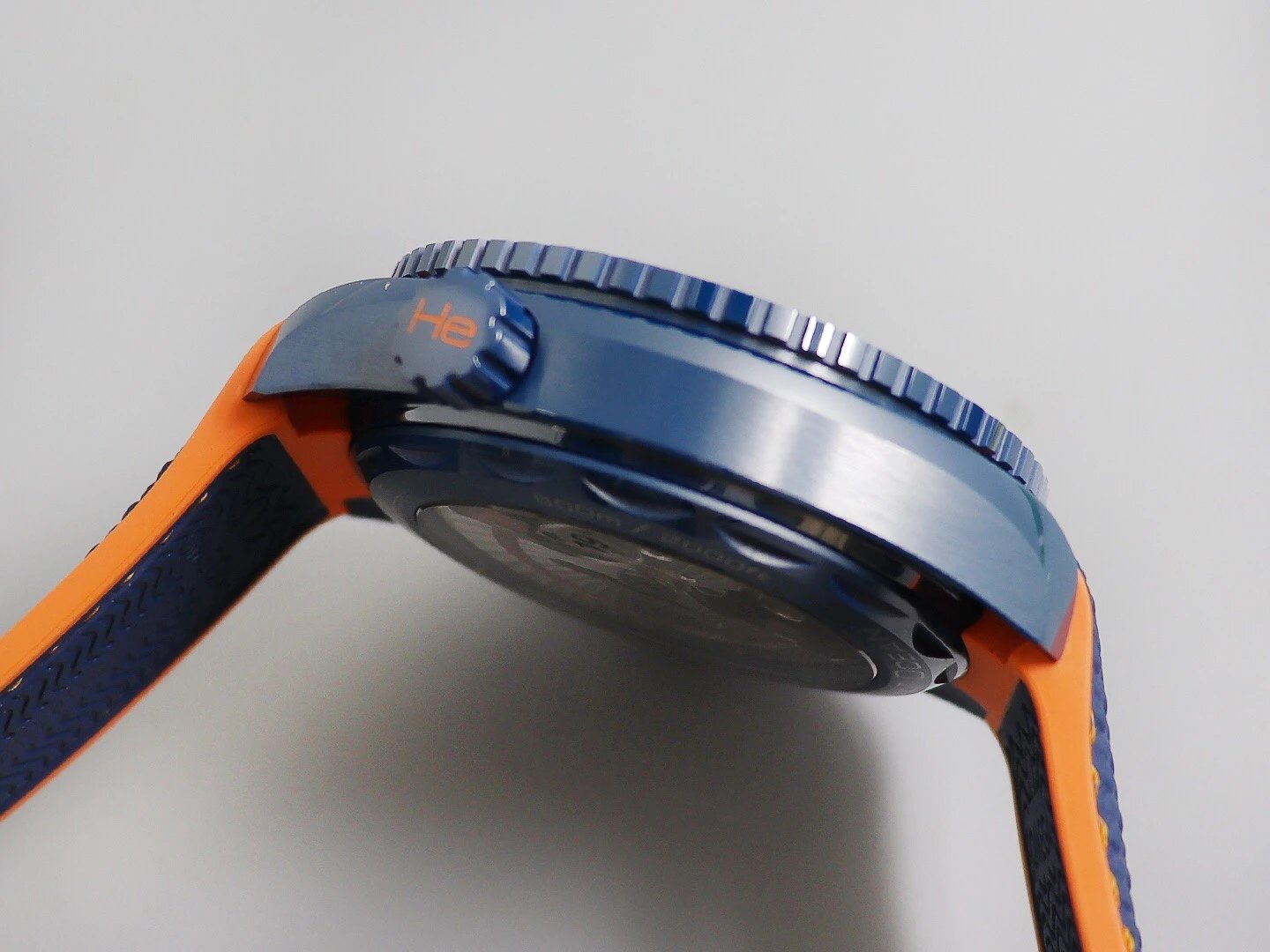 VS欧米茄海马深海之蓝蓝陶瓷胶带机械男表！VS研发一年，独家突破一体蓝陶瓷。实在太难了，VS精挑细选仅30%的良品率