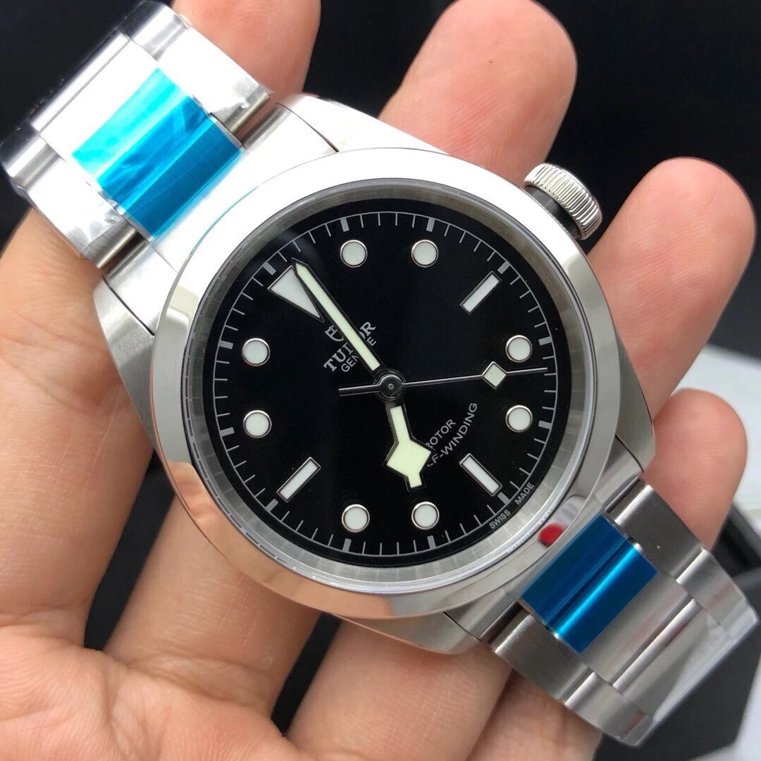 【海淘正品】重磅推出‼️新品帝陀碧湾系列，首发，深邃的蓝色表盘2824原装机芯男士钢带机械手表表