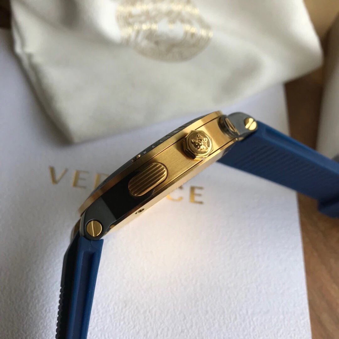 原单Versace，范思哲2017官网主打款，V-EXTREMEPRO蓝色、全黑男士胶带石英手表表