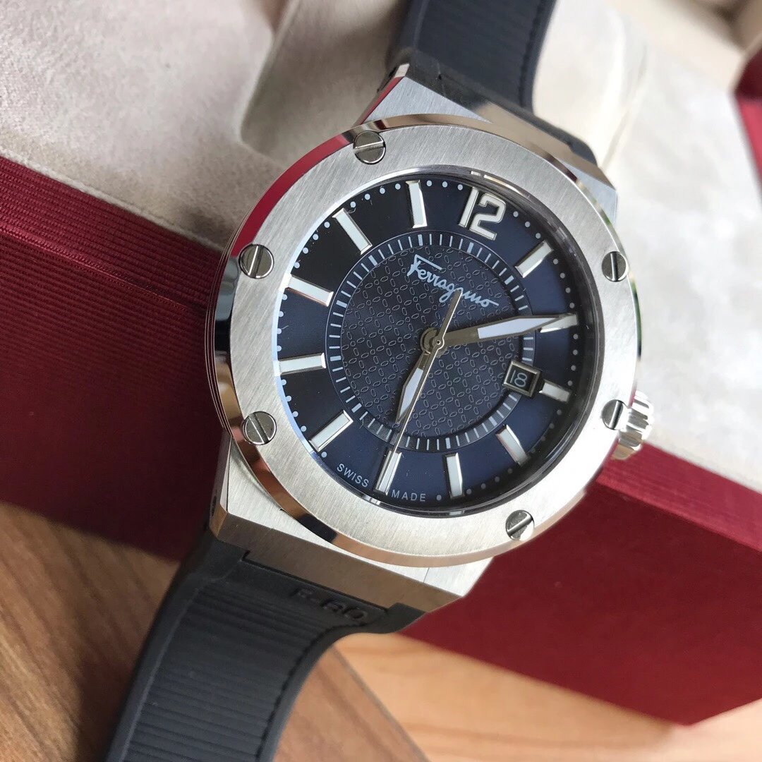 原单正品Ferragamo菲拉格慕F8旗舰系列原装瑞士石英抗汗胶带男士手表表