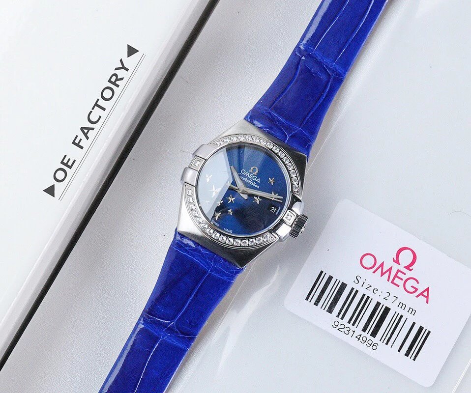 欧米茄omega星座系列，搭配顶级鳄鱼皮表带，女神最爱机械腕表！
