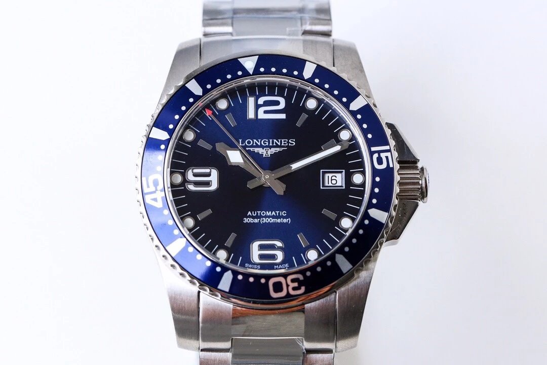 LG最新推荐LG浪琴潜水系列机芯类型L633 浪琴高仿手表