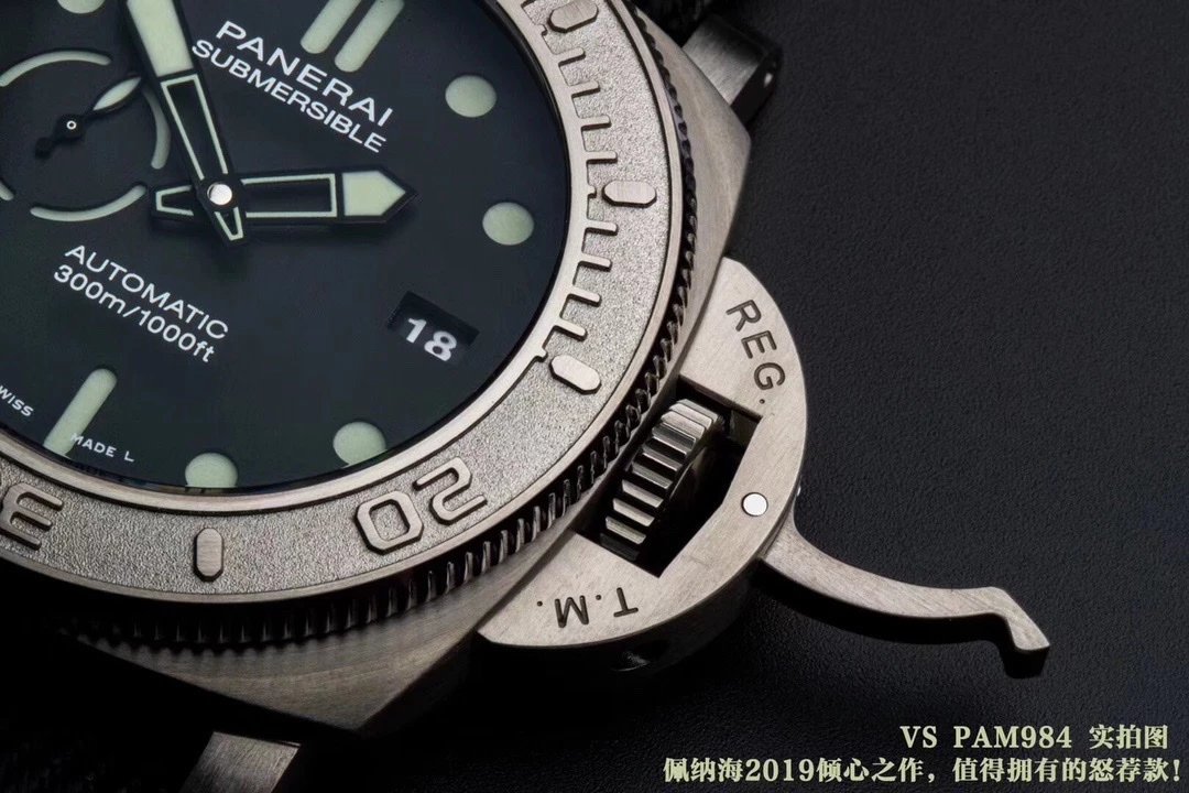 VS新款沛纳海潜行者PAM984-47mm，2019倾心之作：内悬浮logo，立体数字圈口，三明治表盘，